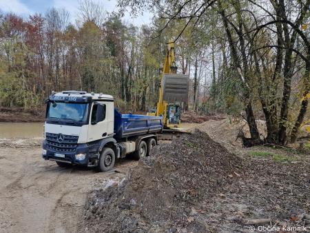 Sanacija vodotkov in hudournikov v Spodnjih Stranjah (1)